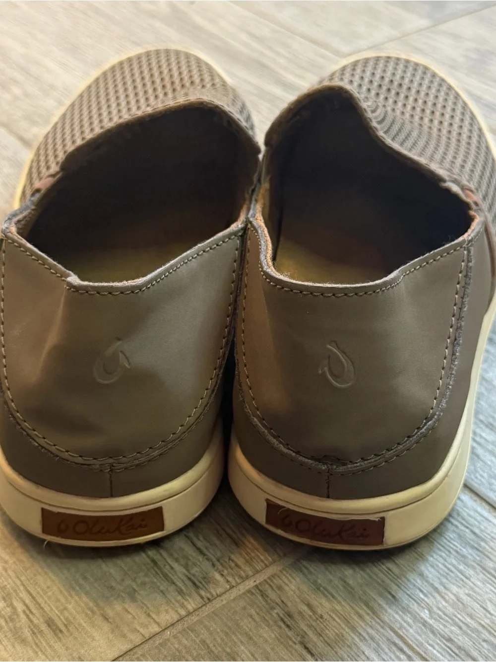 OluKai Pehuea Tan Mesh Slip On Shoes Women's Size 8 20271-1010 Coastal Beach